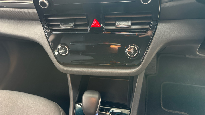 Hyundai IONIQ 1.6 GDi Hybrid SE Connect 5dr DCT Hybrid Hatchback